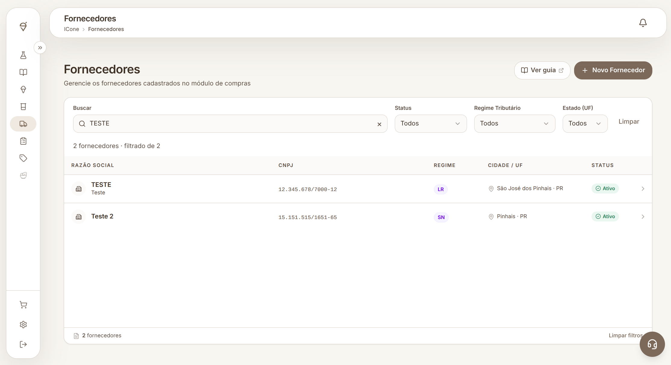 Tela completa do arquivo de fornecedores da ICone com busca, filtros e tabela.